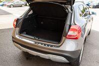 Mercedes-Benz GLA Class GLA 200 SE EXECUTIVE 37