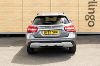 Mercedes-Benz GLA Class GLA 200 SE EXECUTIVE 6