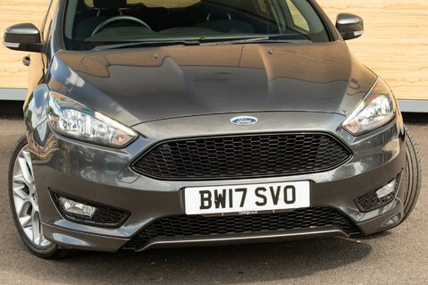 Ford Focus ST-LINE TDCI 10