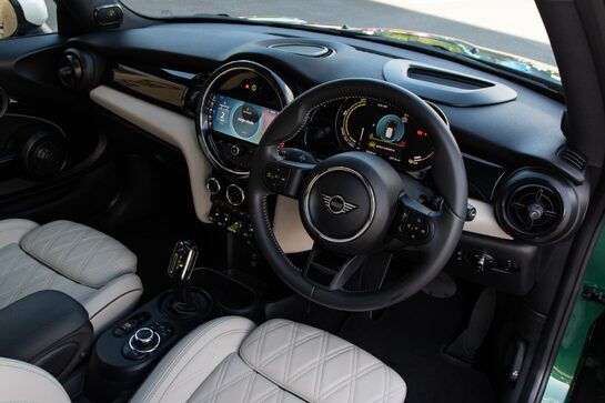 Mini Hatch COOPER S LEVEL 3