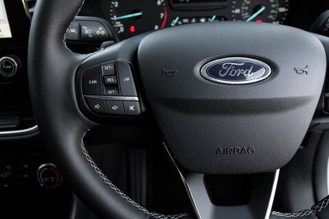 Ford Fiesta ZETEC 19