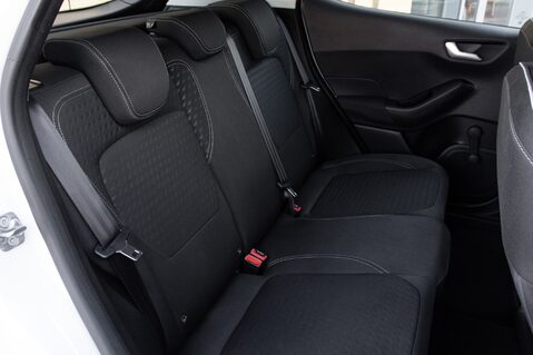 Ford Fiesta ZETEC 32
