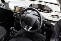 Peugeot 208 ACTIVE 4