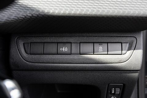 Peugeot 208 ACTIVE 16