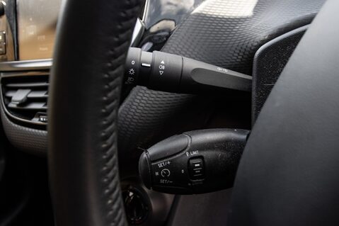 Peugeot 208 ACTIVE 17