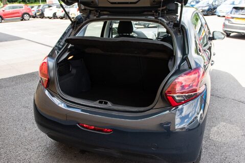 Peugeot 208 ACTIVE 33