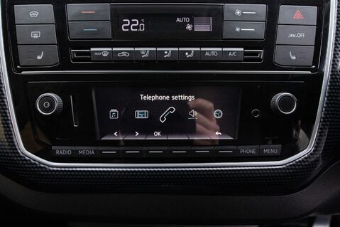 Volkswagen Up E-UP 22
