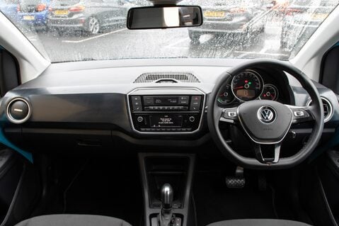 Volkswagen Up E-UP 3