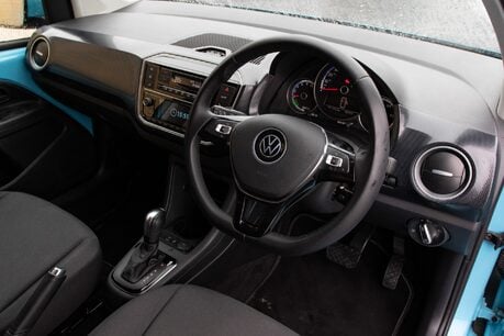 Volkswagen Up E-UP