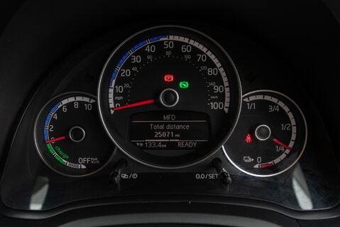 Volkswagen Up E-UP 15