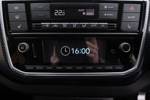 Volkswagen Up E-UP 29