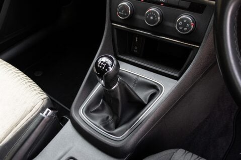 SEAT Leon TSI SE TECHNOLOGY 29