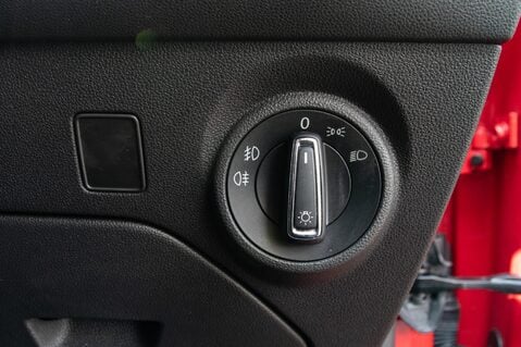 SEAT Leon TSI SE TECHNOLOGY 16