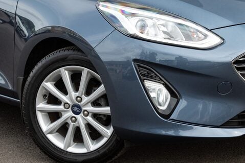 Ford Fiesta TITANIUM 11