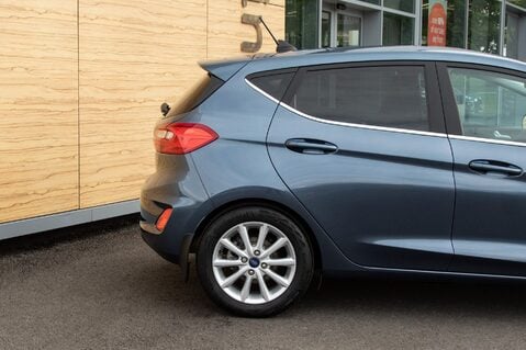 Ford Fiesta TITANIUM 7