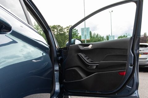 Ford Fiesta TITANIUM 14