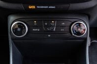Ford Fiesta TITANIUM 33