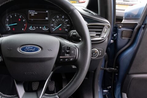 Ford Fiesta TITANIUM 20