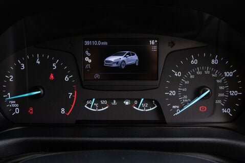 Ford Fiesta TITANIUM 15