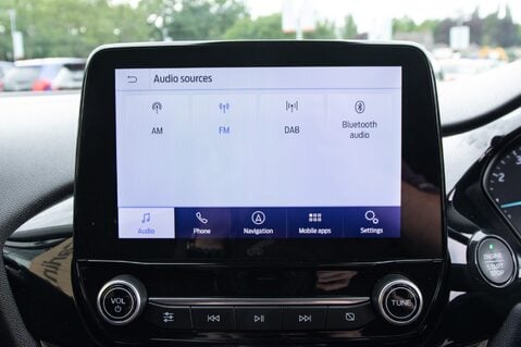 Ford Fiesta TITANIUM 22