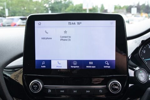 Ford Fiesta TITANIUM 23