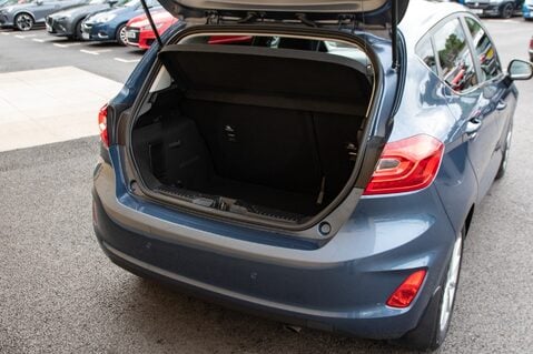 Ford Fiesta TITANIUM 36
