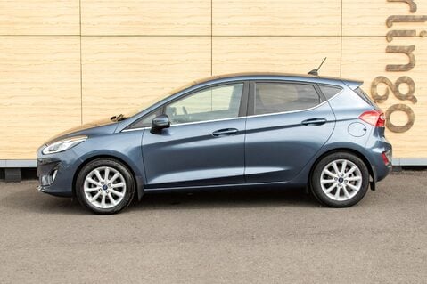 Ford Fiesta TITANIUM 13