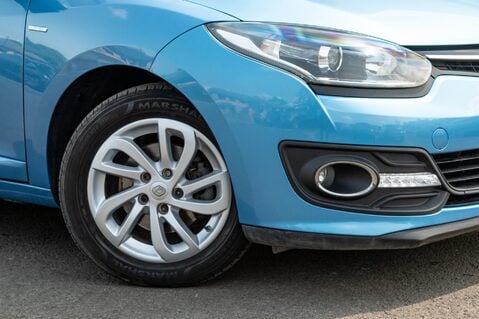 Renault Megane LIMITED VVT 11