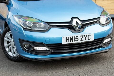 Renault Megane LIMITED VVT 10
