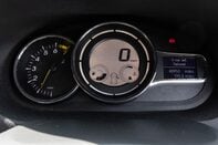 Renault Megane LIMITED VVT 15