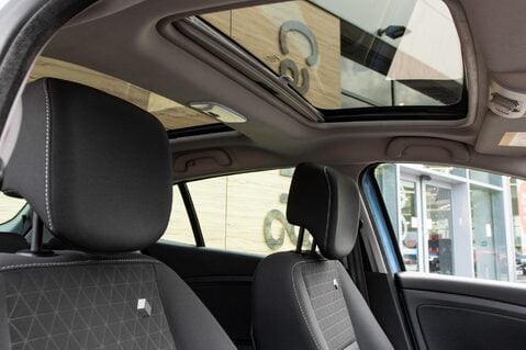 Renault Megane LIMITED VVT 30