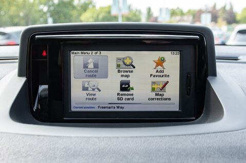 Renault Megane LIMITED VVT 27