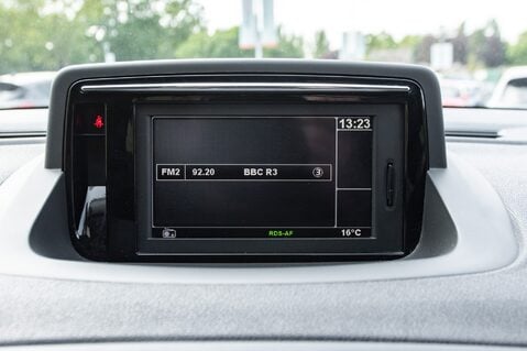 Renault Megane LIMITED VVT 23