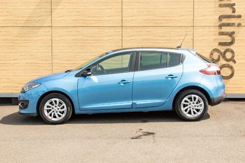 Renault Megane LIMITED VVT 13