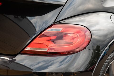 Volkswagen Beetle R LINE TDI BLUEMOTION TECHNOLOGY 9