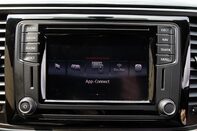 Volkswagen Beetle R LINE TDI BLUEMOTION TECHNOLOGY 26