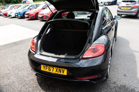 Volkswagen Beetle R LINE TDI BLUEMOTION TECHNOLOGY 37
