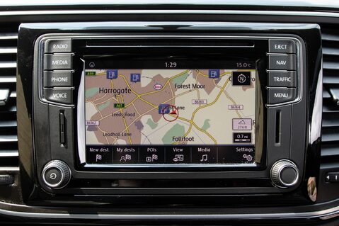 Volkswagen Beetle R LINE TDI BLUEMOTION TECHNOLOGY 28