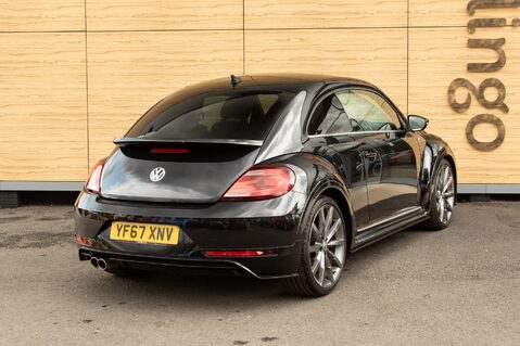 Volkswagen Beetle R LINE TDI BLUEMOTION TECHNOLOGY 2