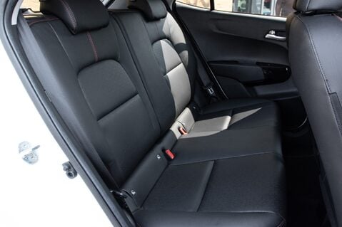 Kia Picanto GT-LINE ISG 33