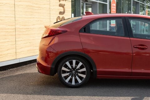 Honda Civic I-VTEC SE PLUS 7