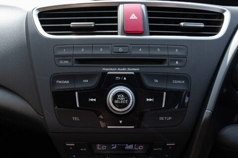 Honda Civic I-VTEC SE PLUS 30