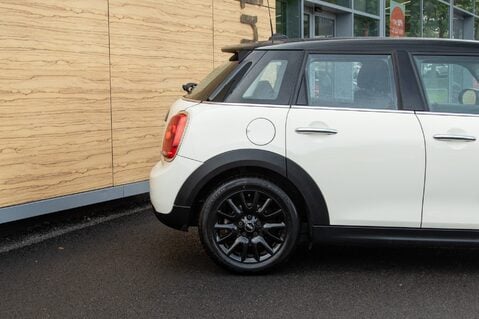 Mini Hatch COOPER 7