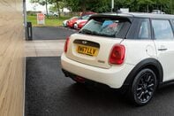 Mini Hatch COOPER 8