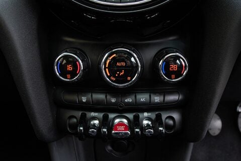 Mini Hatch COOPER 32