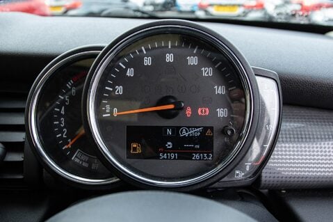 Mini Hatch COOPER 15