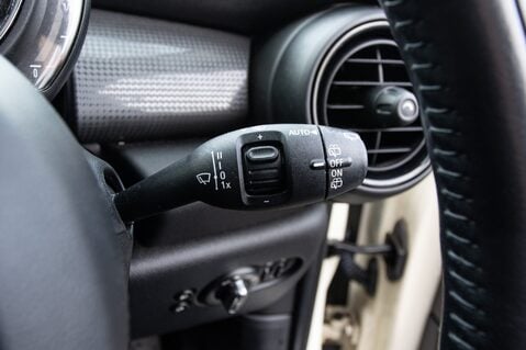 Mini Hatch COOPER 18