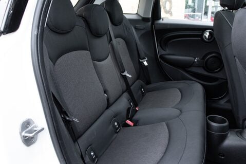 Mini Hatch COOPER 33