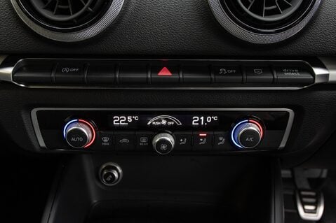 Audi A3 SPORTBACK TFSI S LINE 32