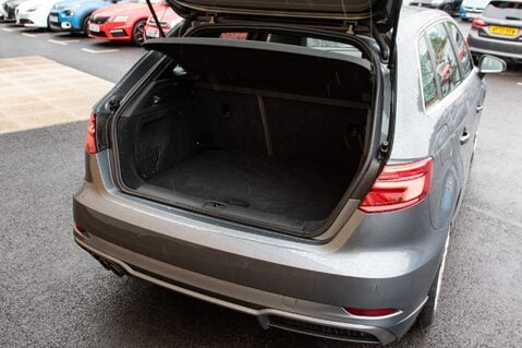 Audi A3 SPORTBACK TFSI S LINE 34